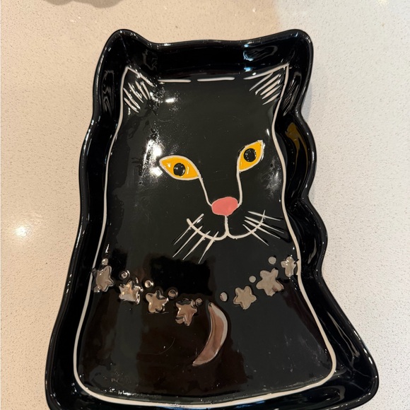 Anthropologie Black Ceramic Serving plate and 2 Mugs - Picture 11 of 12